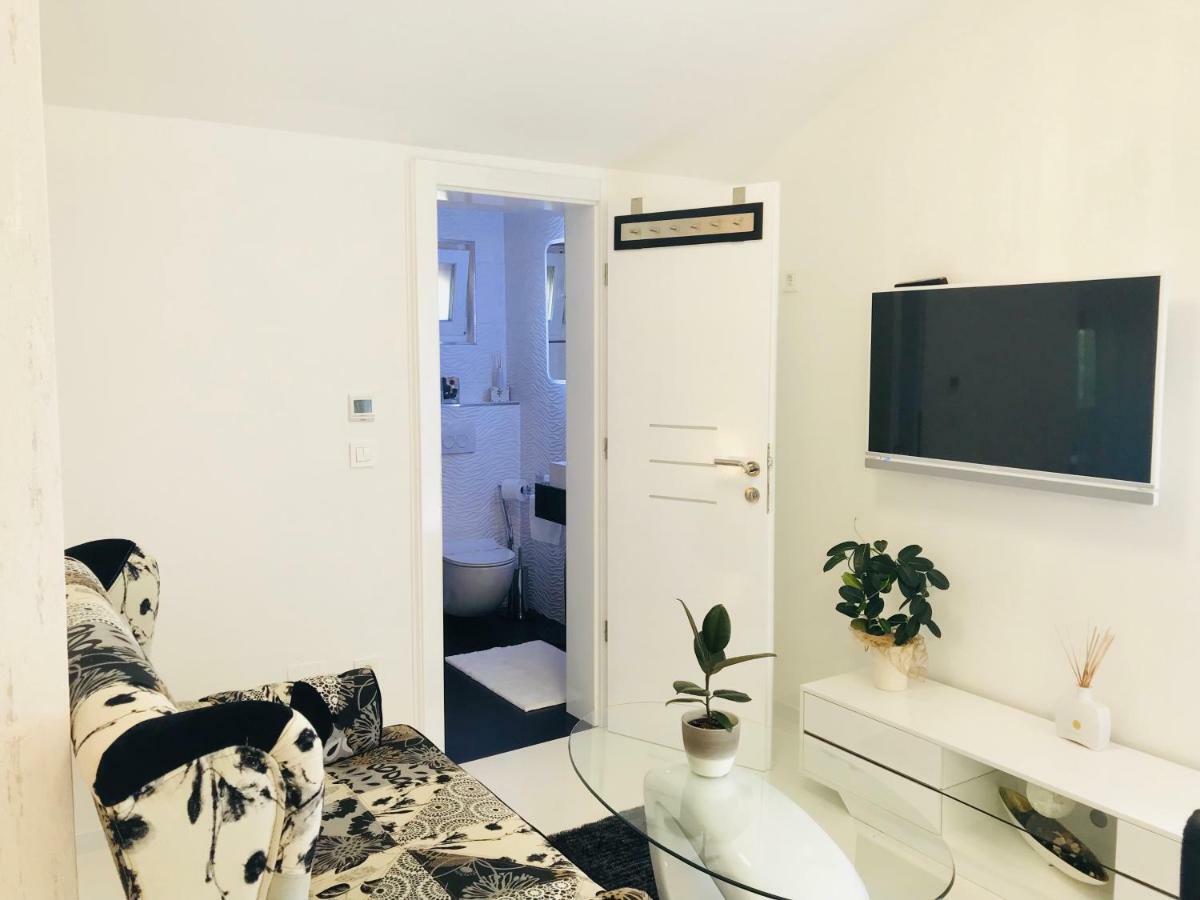 Apartmani Beril Lux Rovinj Exterior foto